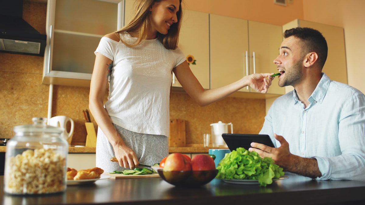 Makan siang dengan protein dan sayuran